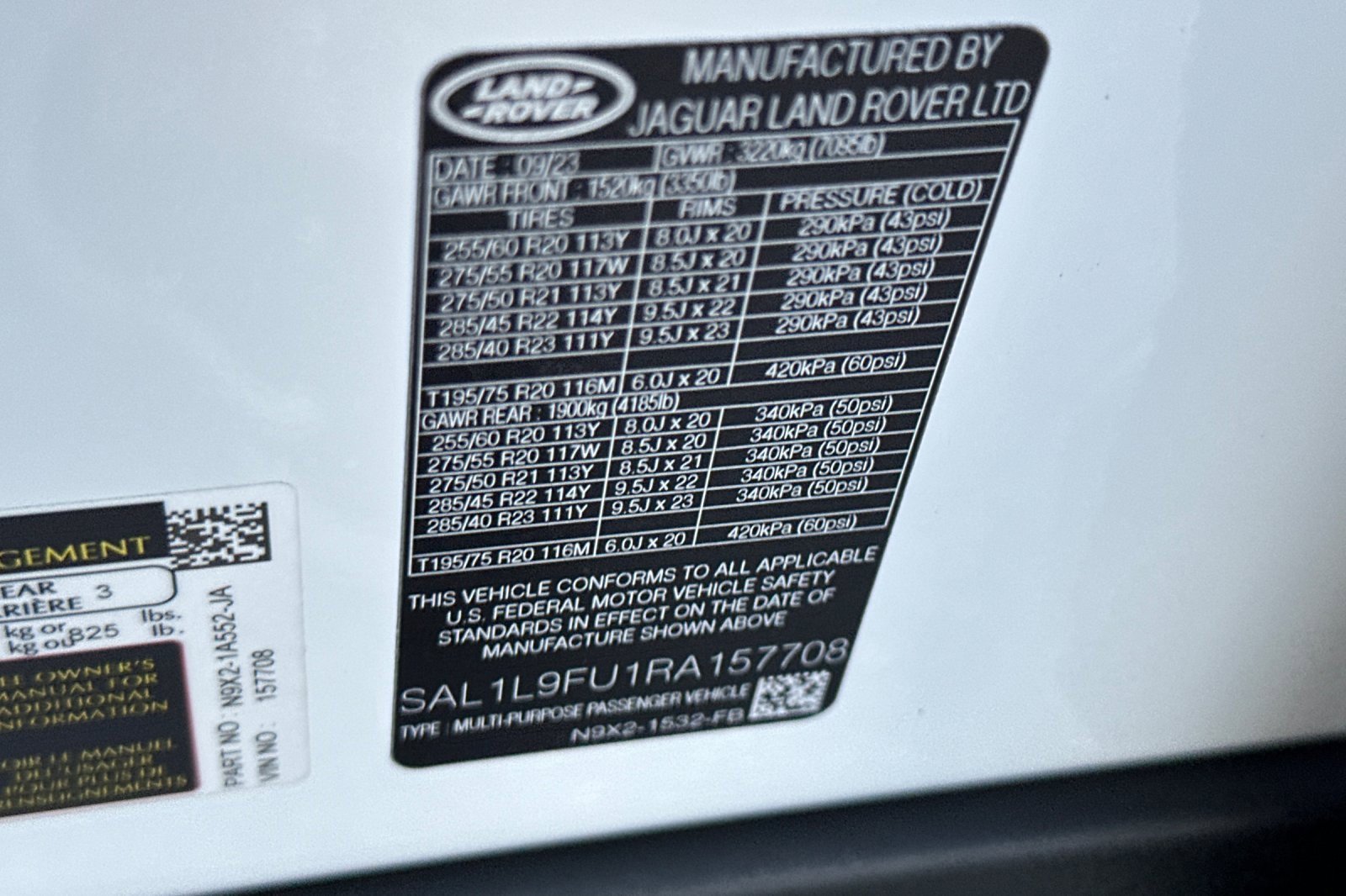 Certified 2024 Land Rover Range Rover Sport Dynamic SE image 27