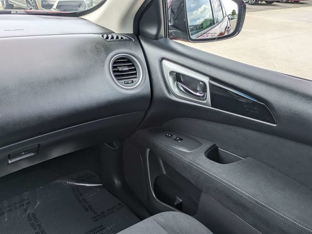 Used 2016 Nissan Pathfinder SV FWD image 17