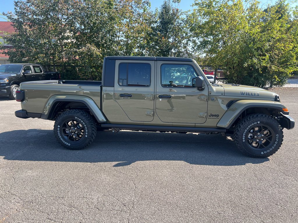 New 2025 Jeep Gladiator Willys image 8