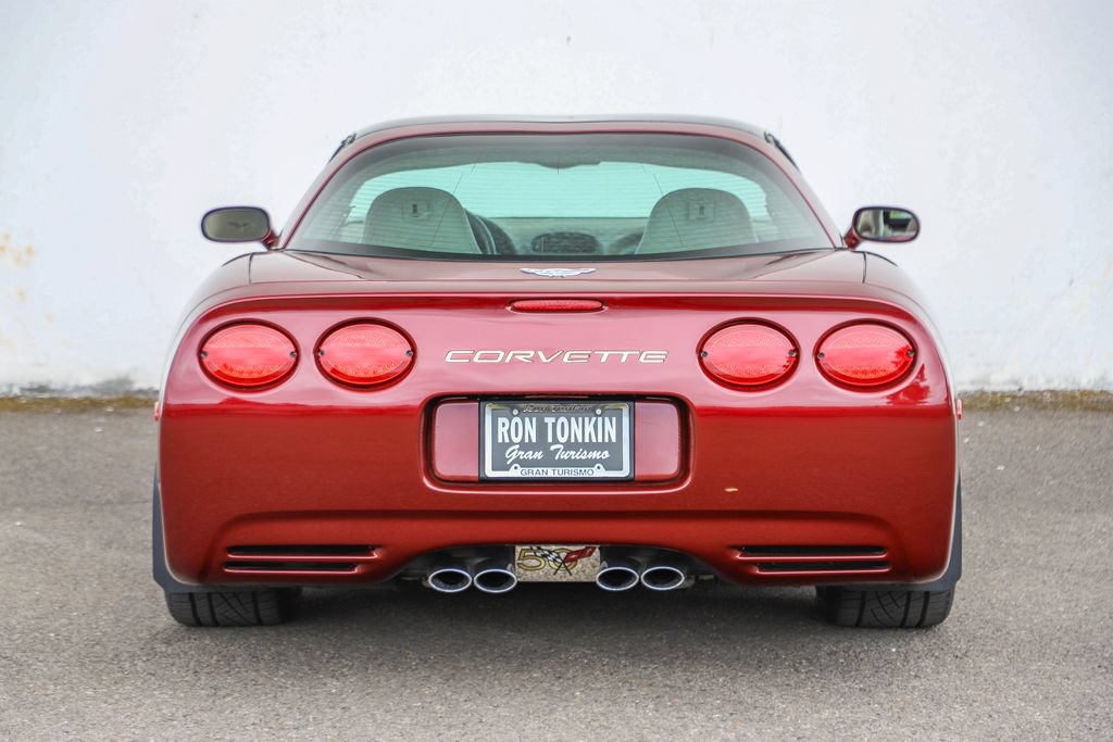 Used 2003 Chevrolet Corvette Coupe w/ Preferred Equipment Group RWD image 7