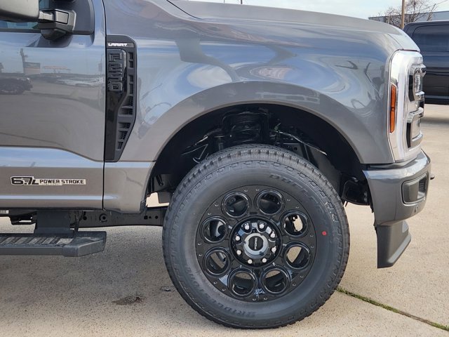 New 2026 Ford F250 Lariat w/ Black Appearance Package image 5