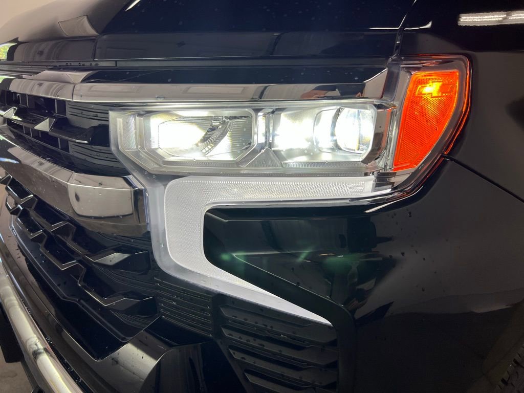 New 2025 Chevrolet Silverado 1500 LT w/ Z71 Off-Road Package image 3