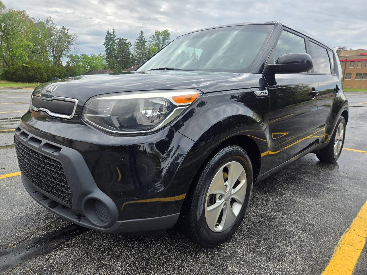 Used 2016 Kia Soul FWD image 2