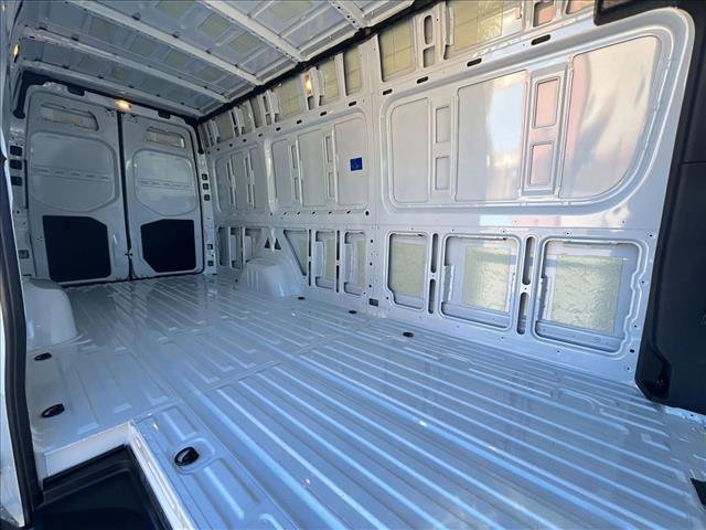 New 2026 Mercedes-Benz Sprinter 2500 image 14