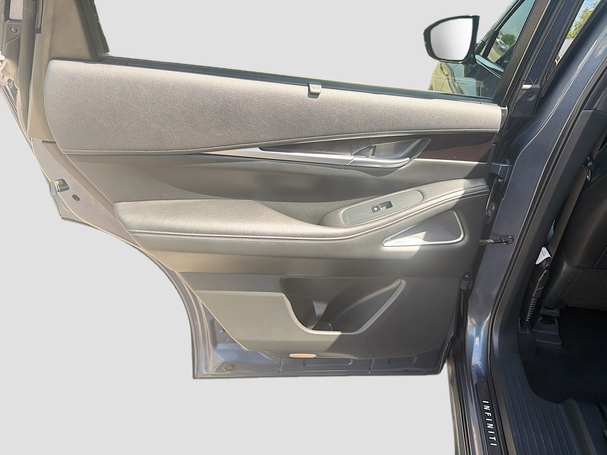 Used 2023 INFINITI QX60 Sensory w/ Vision Package image 26