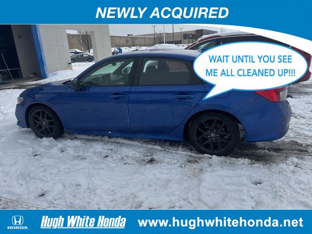 Used 2023 Honda Civic Sport image 3