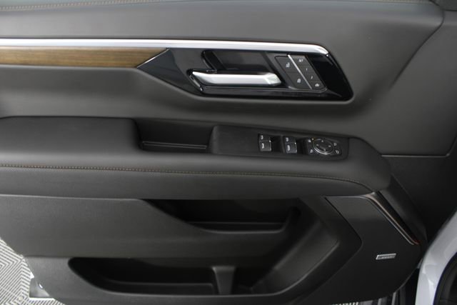 New 2026 Chevrolet Tahoe High Country w/ Sun And Tow Package AWD/4WD image 17