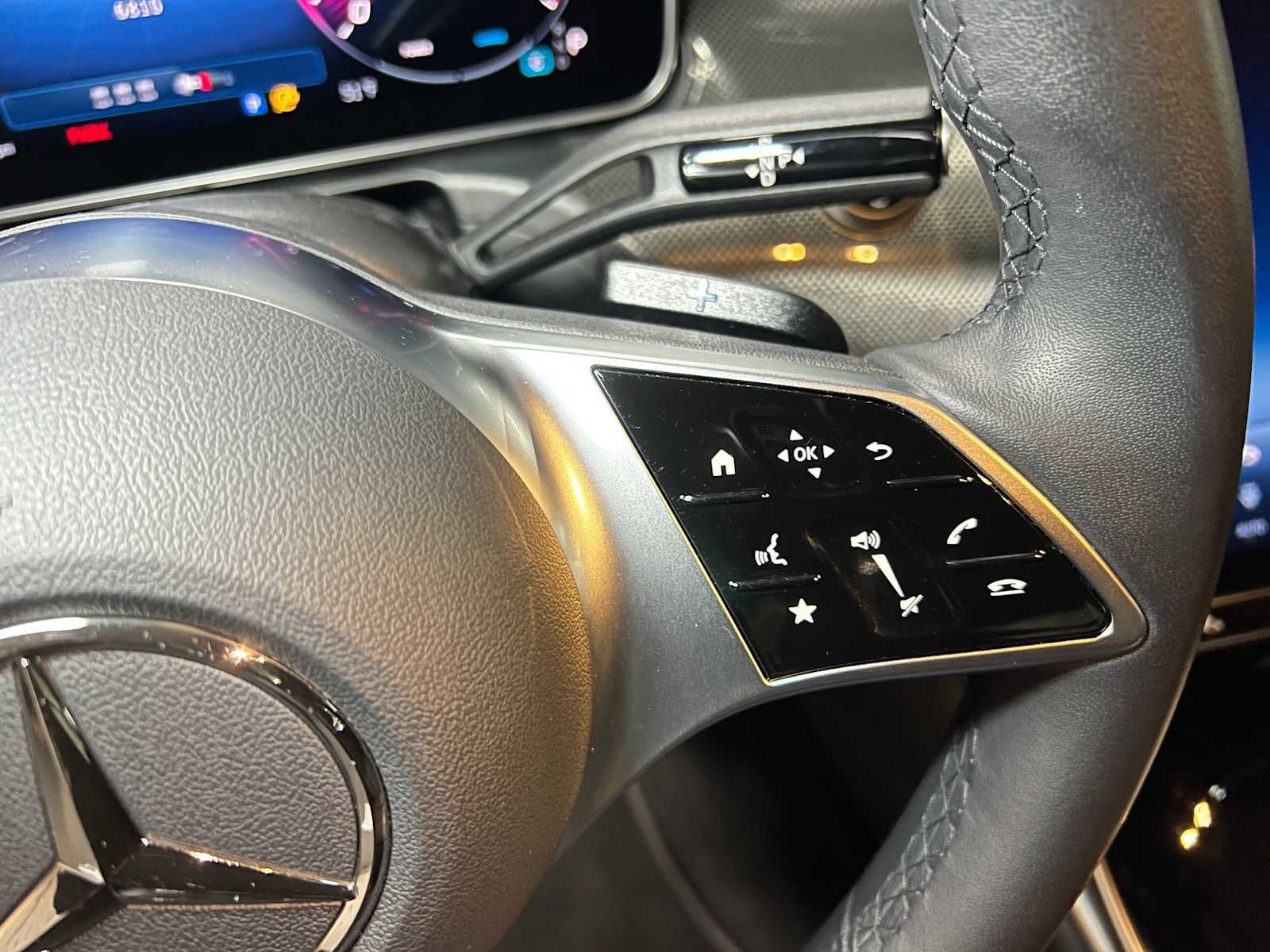 Used 2025 Mercedes-Benz C 300 Sedan image 28