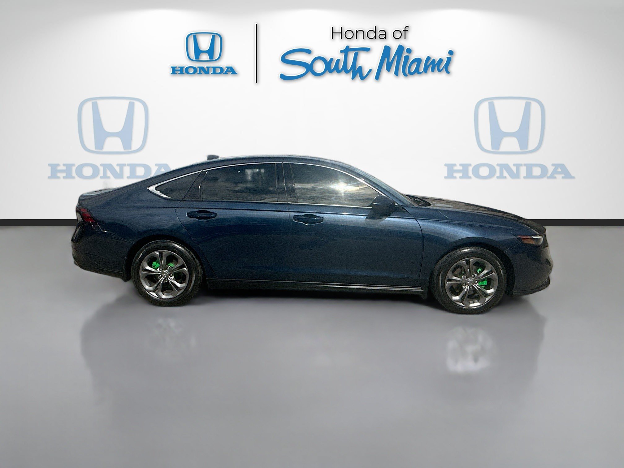 Used 2024 Honda Accord EX image 8