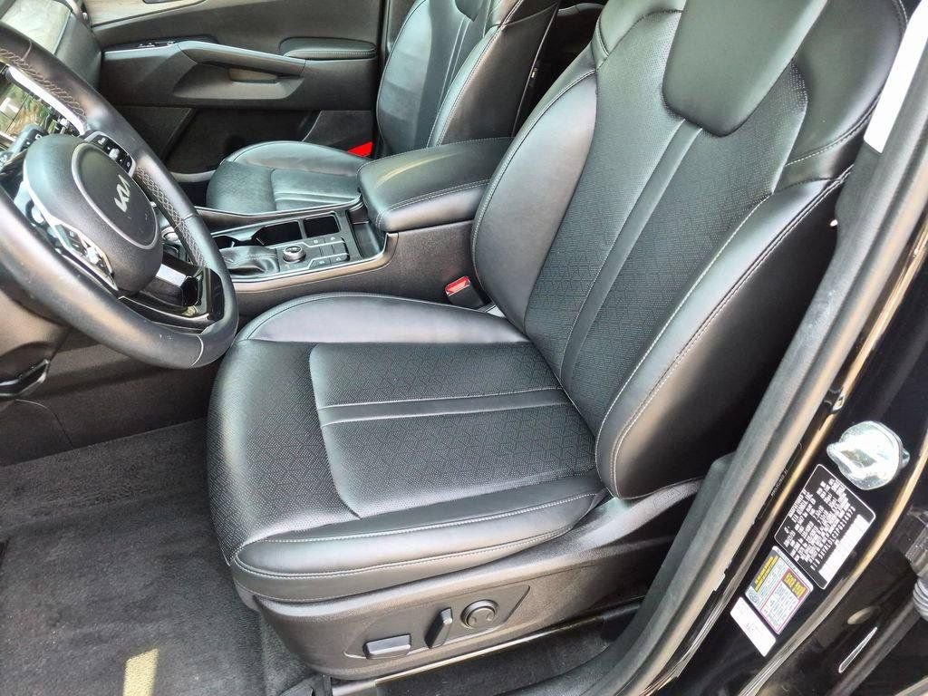 Certified 2023 Kia Sorento S AWD/4WD image 22