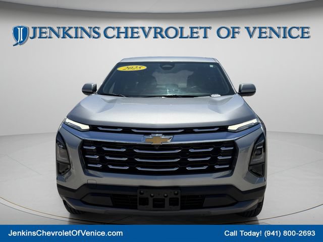 Used 2025 Chevrolet Equinox LT AWD/4WD image 12