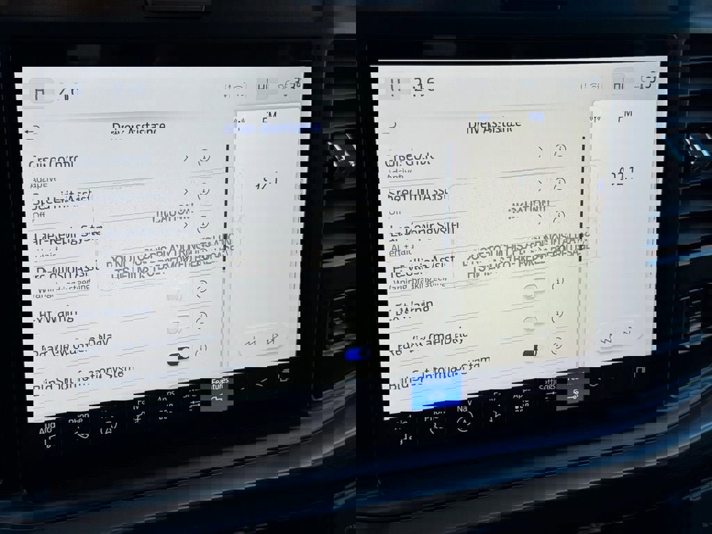 New 2026 Ford F250 Lariat w/ Black Appearance Package image 42