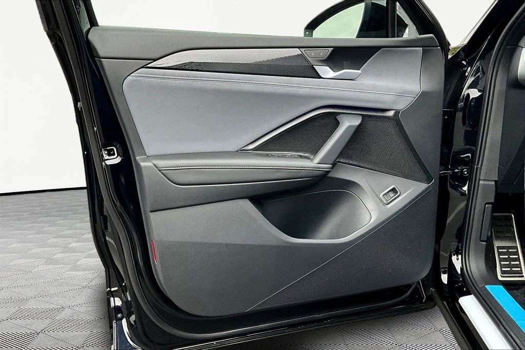 New 2026 Volkswagen Tiguan SE R-Line image 19