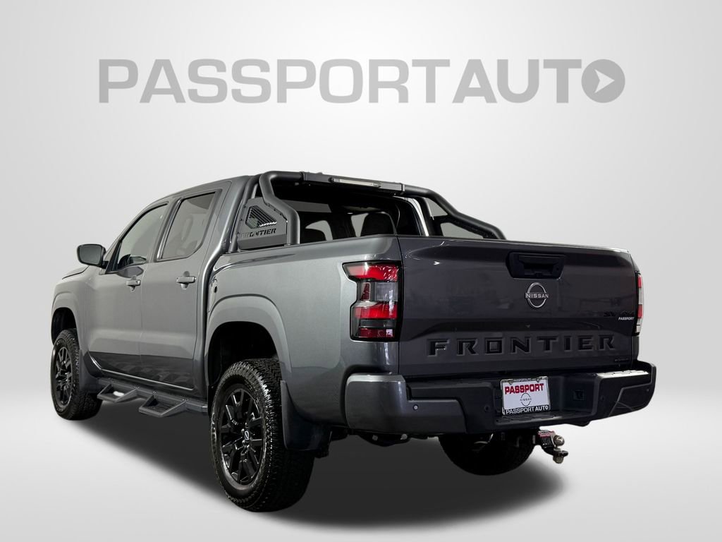 Used 2023 Nissan Frontier SV w/ Midnight Edition Package image 6