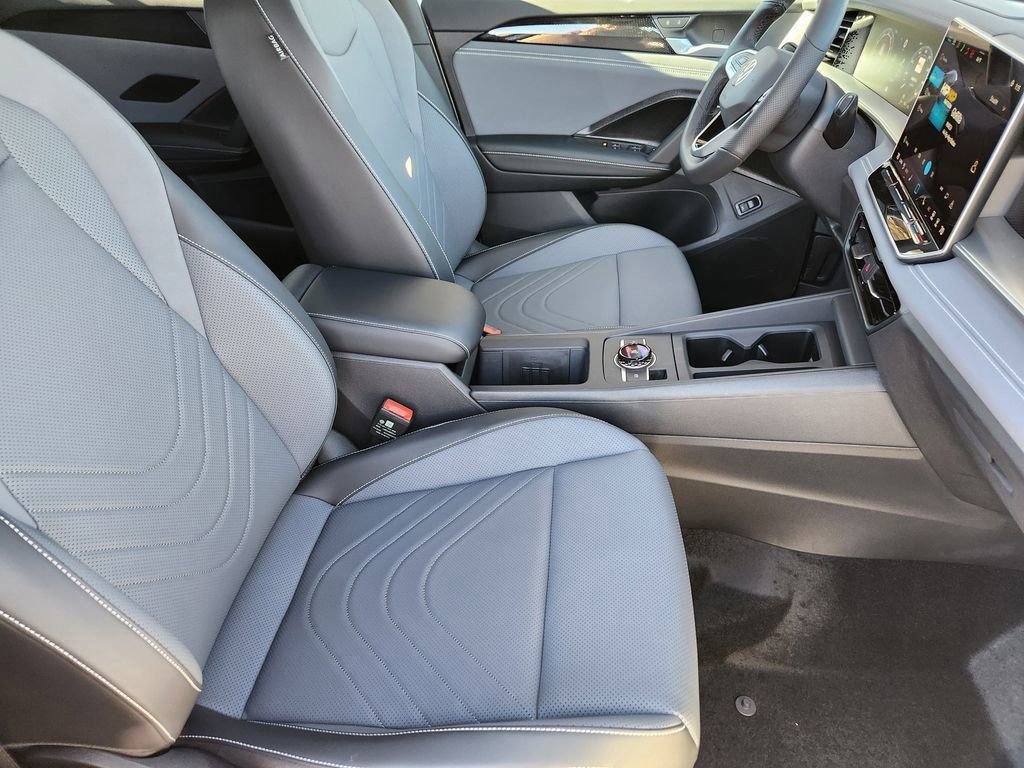 New 2026 Volkswagen Tiguan SE R-Line image 5