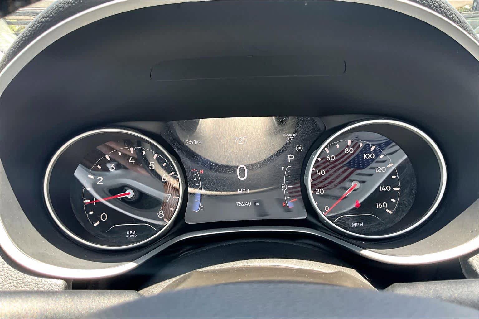 Used 2018 Jeep Compass Latitude w/ Popular Equipment Group FWD image 26