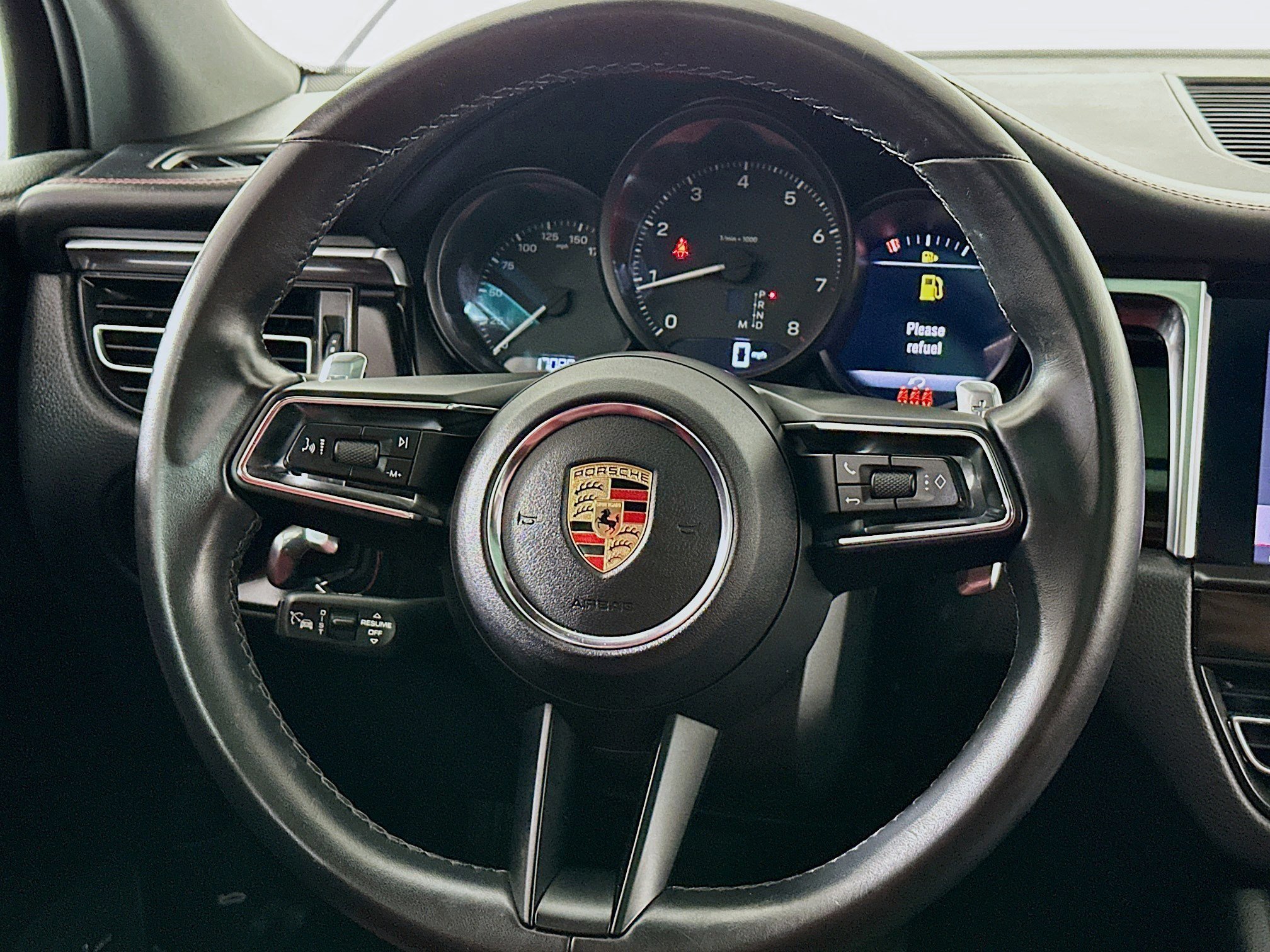 Used 2024 Porsche Macan AWD/4WD image 8