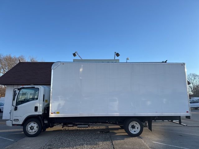 New 2025 Chevrolet Low Cab Forward image 7