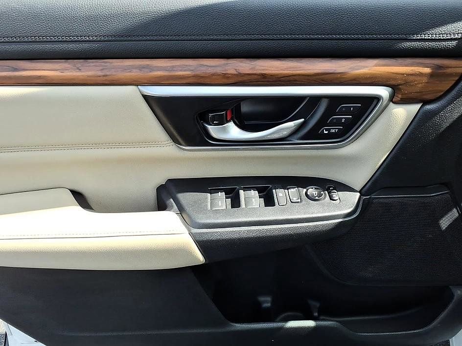 Used 2021 Honda CR-V EX-L image 11