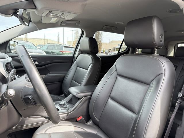 Used 2023 GMC Acadia SLT image 9