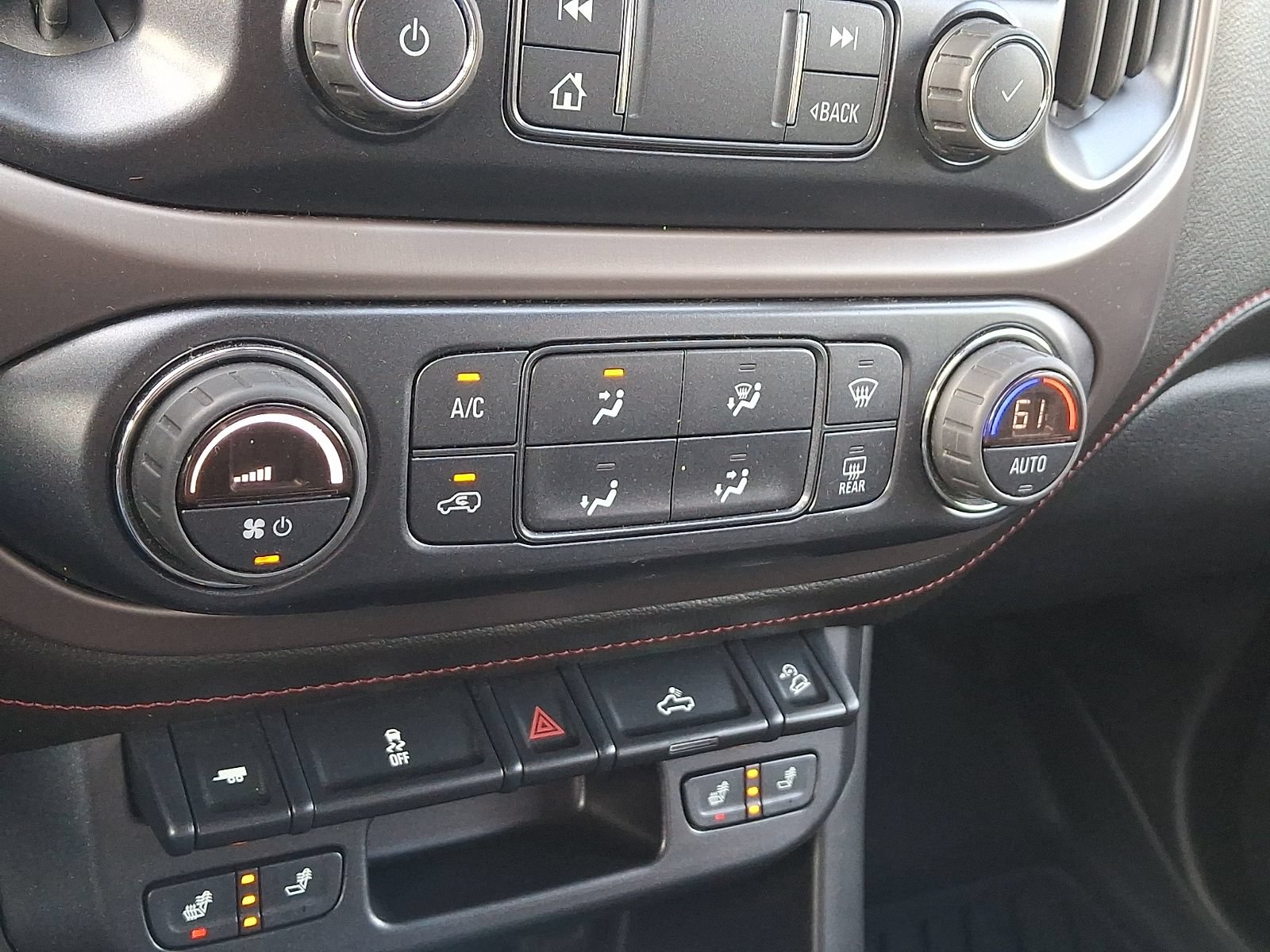 Used 2020 GMC Canyon All Terrain w/ Trailering Package AWD/4WD image 16