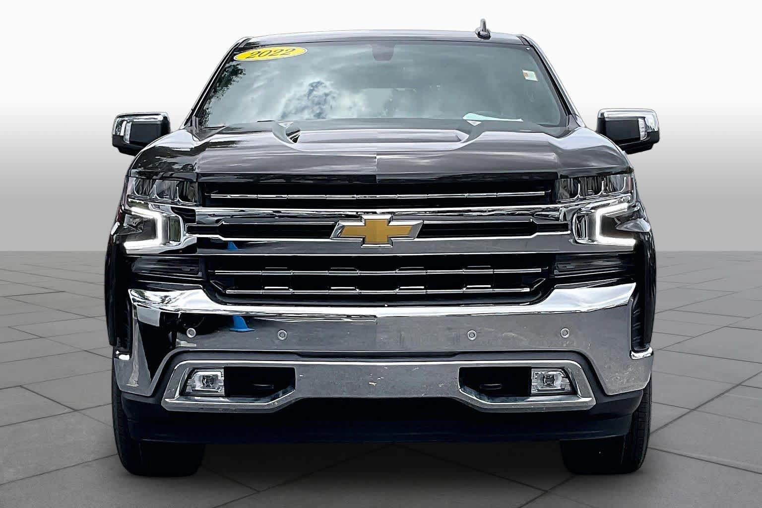 Used 2022 Chevrolet Silverado 1500 LTZ w/ LTZ Convenience Package II AWD/4WD image 4