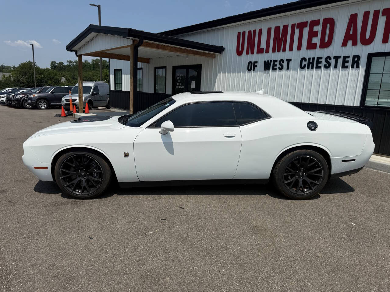 Used 2017 Dodge Challenger R/T Scat Pack RWD image 12