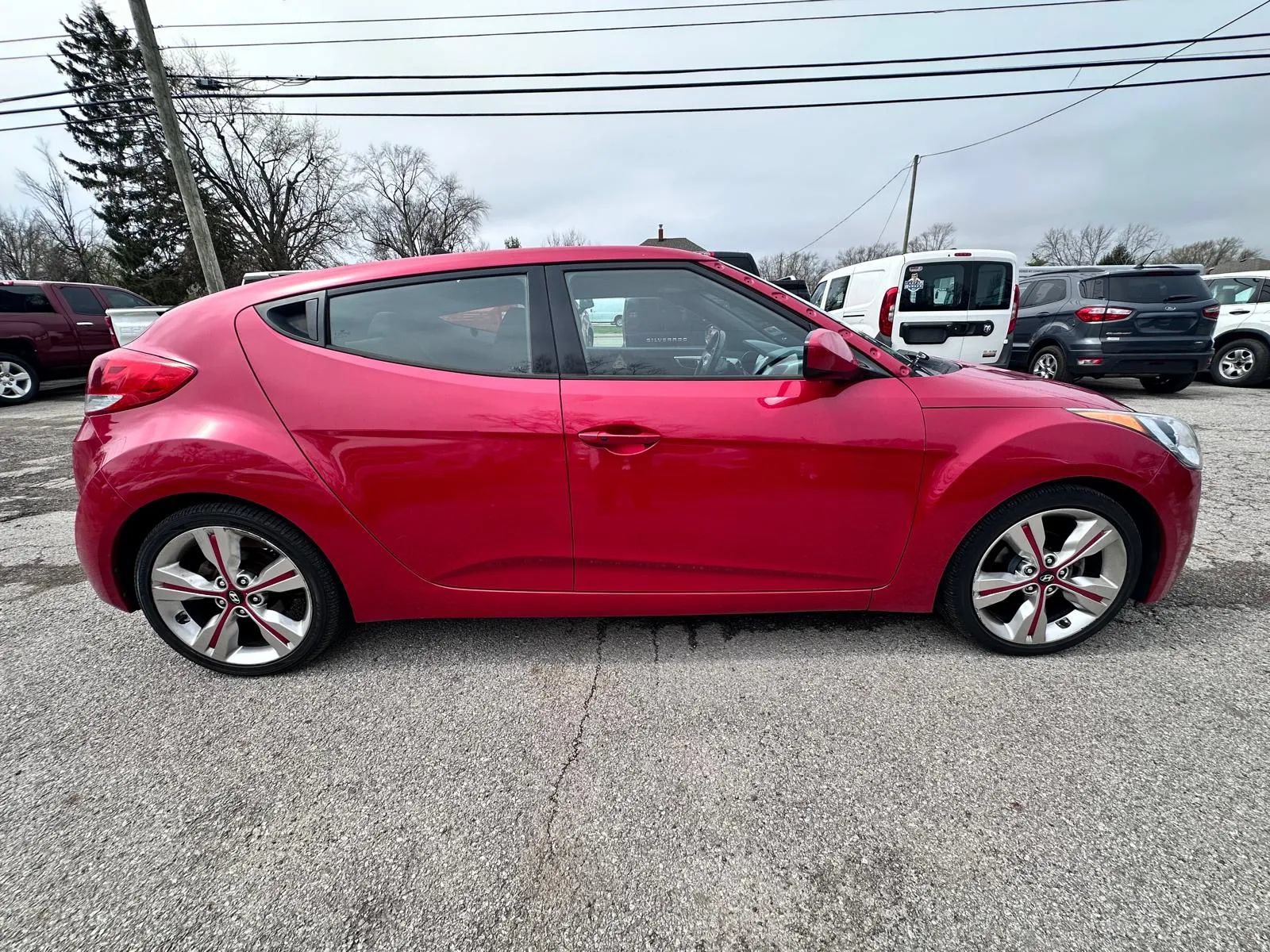Used 2017 Hyundai Veloster Value Edition FWD image 6