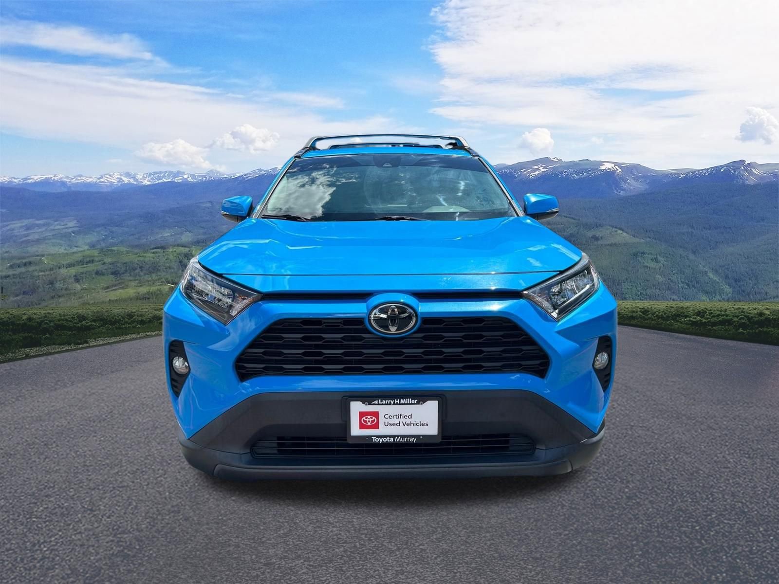 Used 2020 Toyota RAV4 LE w/ Carpet Mat Package AWD/4WD image 9