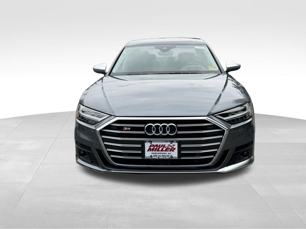 Used 2020 Audi S8 L w/ S8 Executive Package AWD/4WD image 2