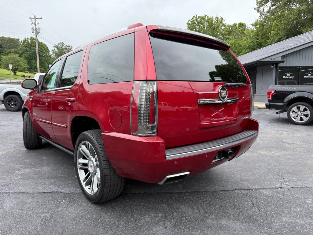 Used 2013 Cadillac Escalade Premium AWD/4WD image 14