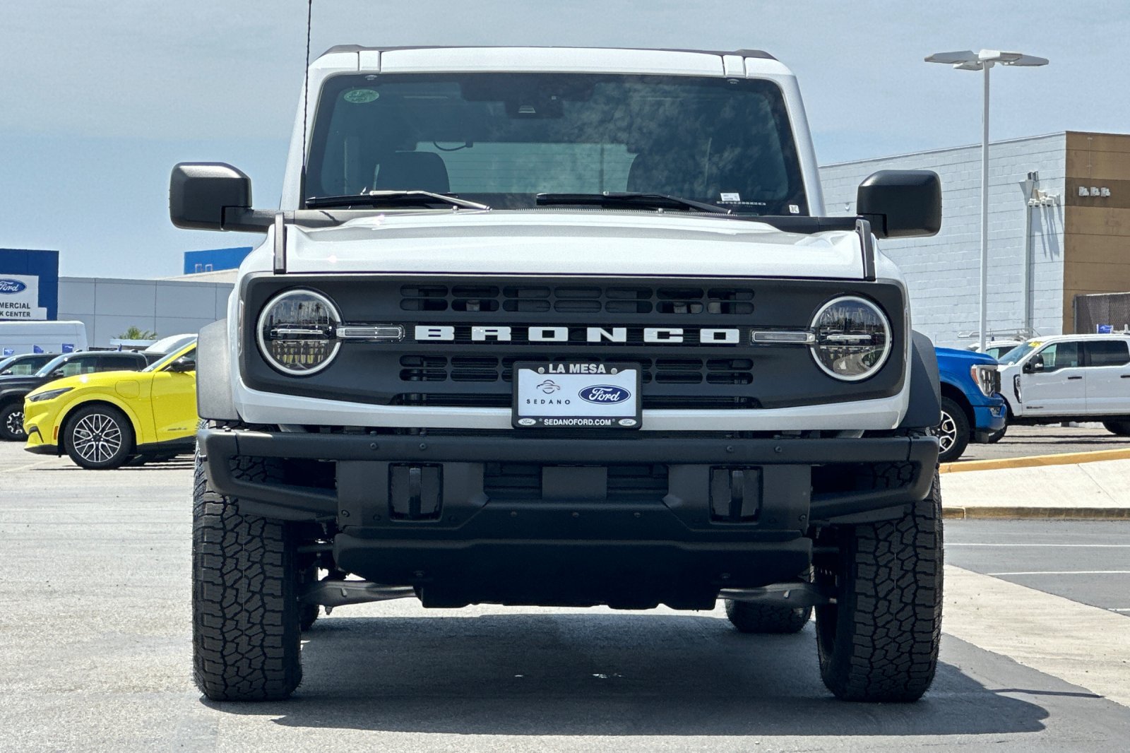 New 2026 Ford Bronco Big Bend w/ Black Diamond Package AWD/4WD image 8