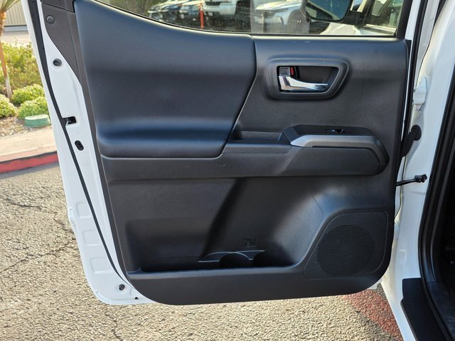 Used 2023 Toyota Tacoma TRD Off-Road image 21