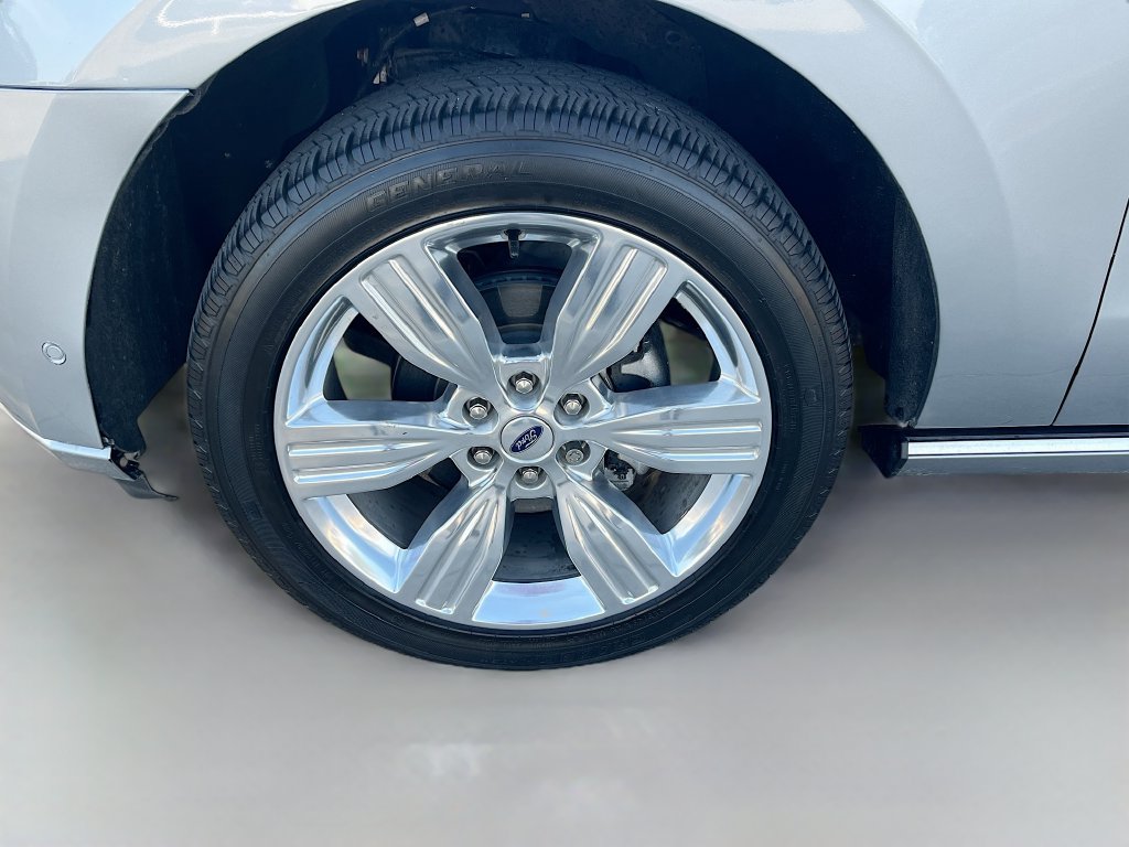 Used 2024 Ford Expedition Platinum RWD image 34