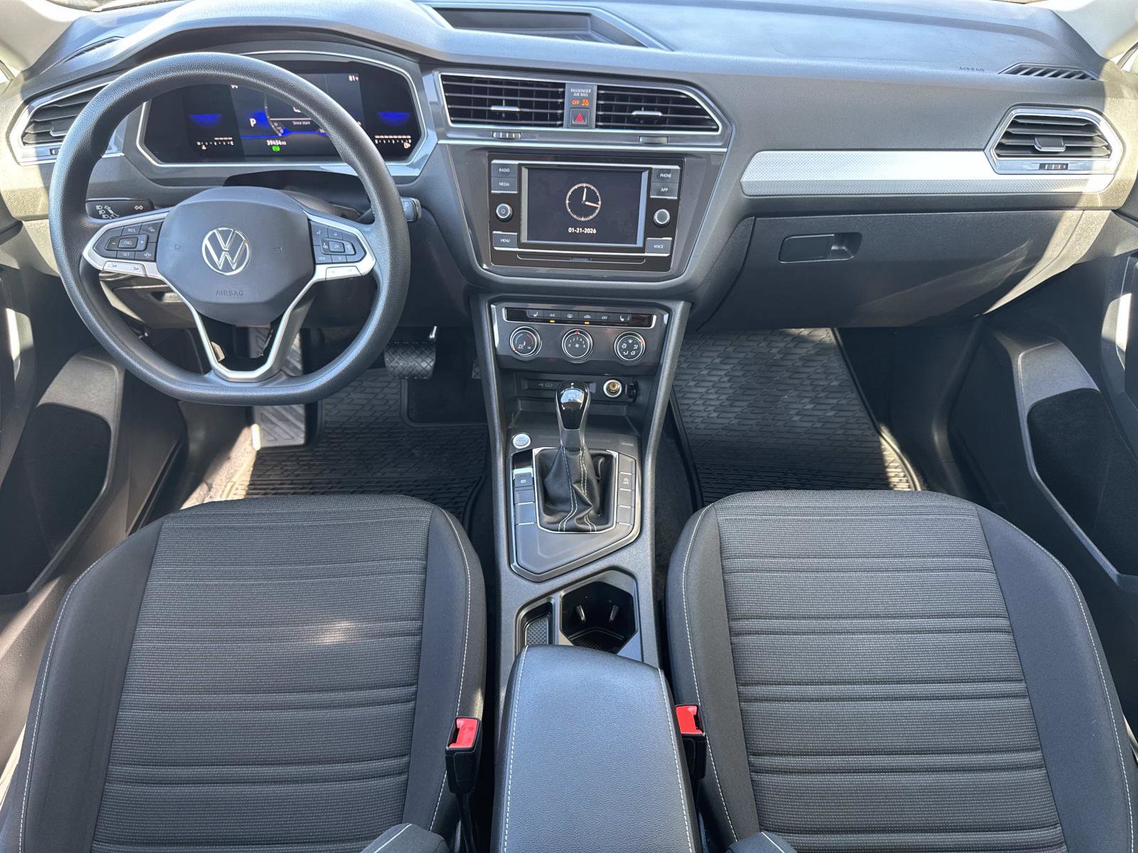 Certified 2022 Volkswagen Tiguan S image 9