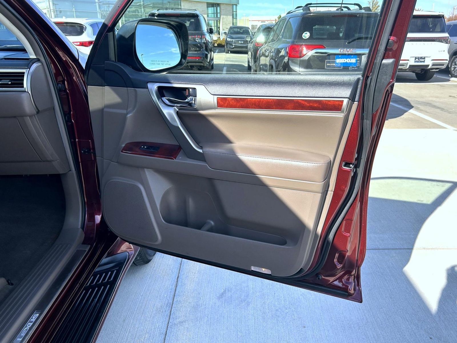 Used 2013 Lexus GX 460 Premium image 16