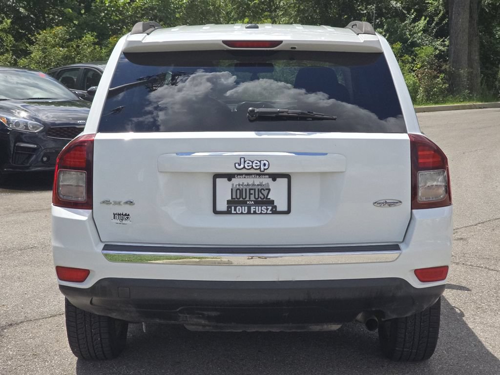 Used 2015 Jeep Compass High Altitude AWD/4WD image 12