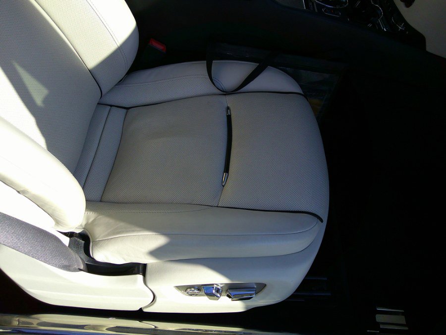 Used 2014 Rolls-Royce Wraith image 59