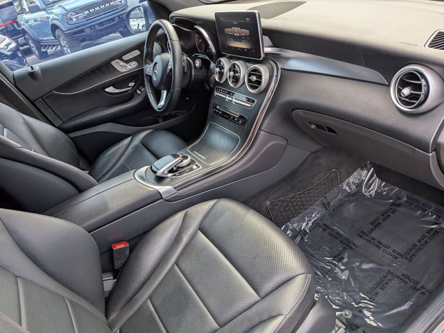 Used 2017 Mercedes-Benz GLC 300 image 30