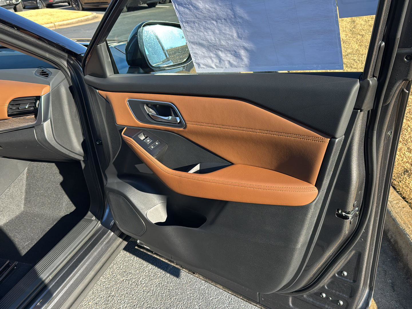 New 2026 Nissan Rogue Platinum w/ Platinum Premium Package image 12