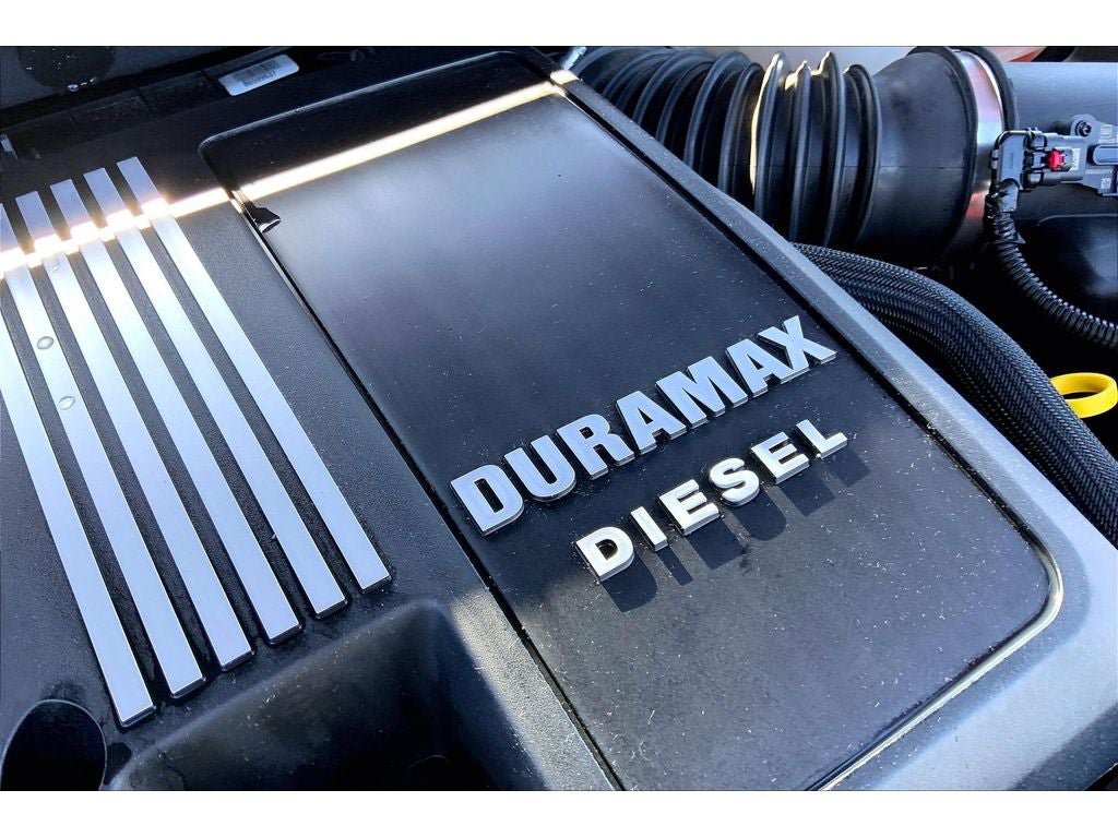 Used 2026 Chevrolet Tahoe High Country AWD/4WD image 35