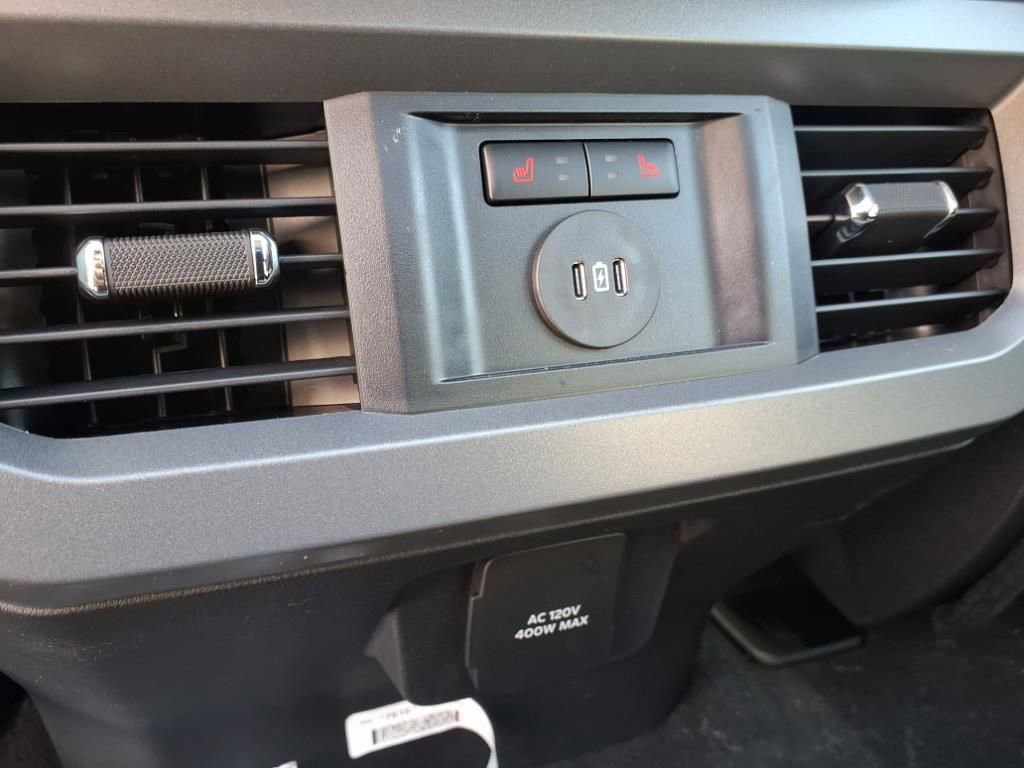 Certified 2025 Ford F350 Lariat w/ Lariat Ultimate Package image 15