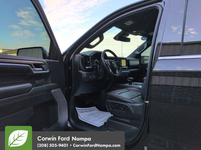 Used 2022 Chevrolet Silverado 1500 High Country AWD/4WD image 9