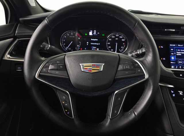 Certified 2022 Cadillac XT5 Premium Luxury image 21
