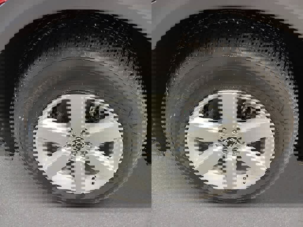 New 2025 Honda Prologue EX image 11