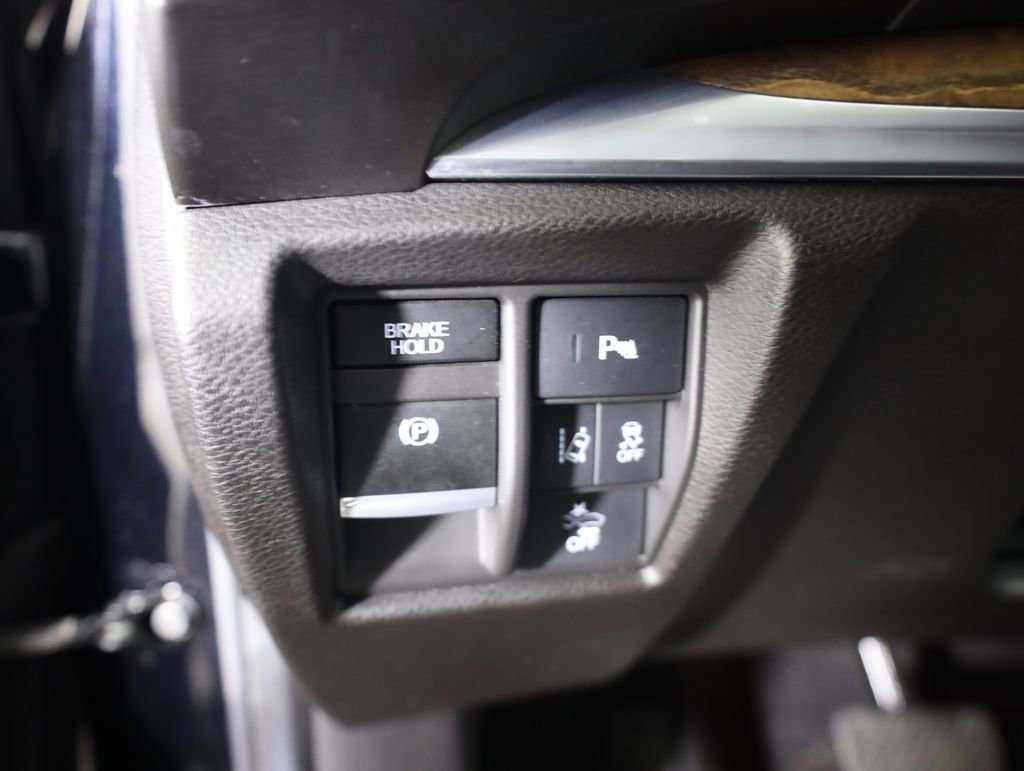 Used 2020 Acura MDX SH-AWD w/ Technology Package image 11
