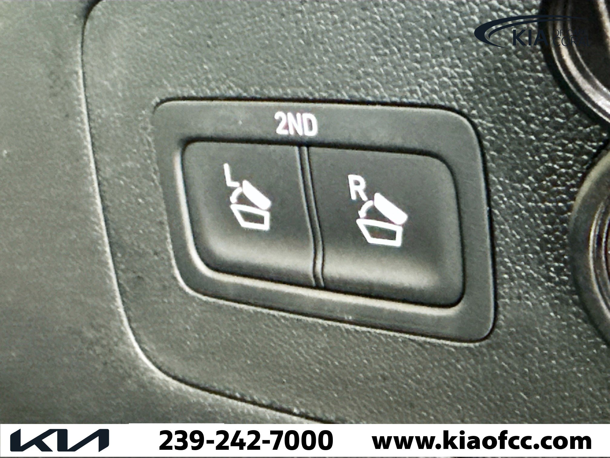 New 2026 Kia Sorento S w/ S Panoramic Sunroof Package image 12