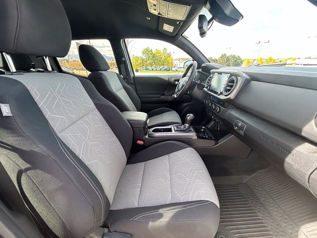 Used 2023 Toyota Tacoma TRD Sport AWD/4WD image 31