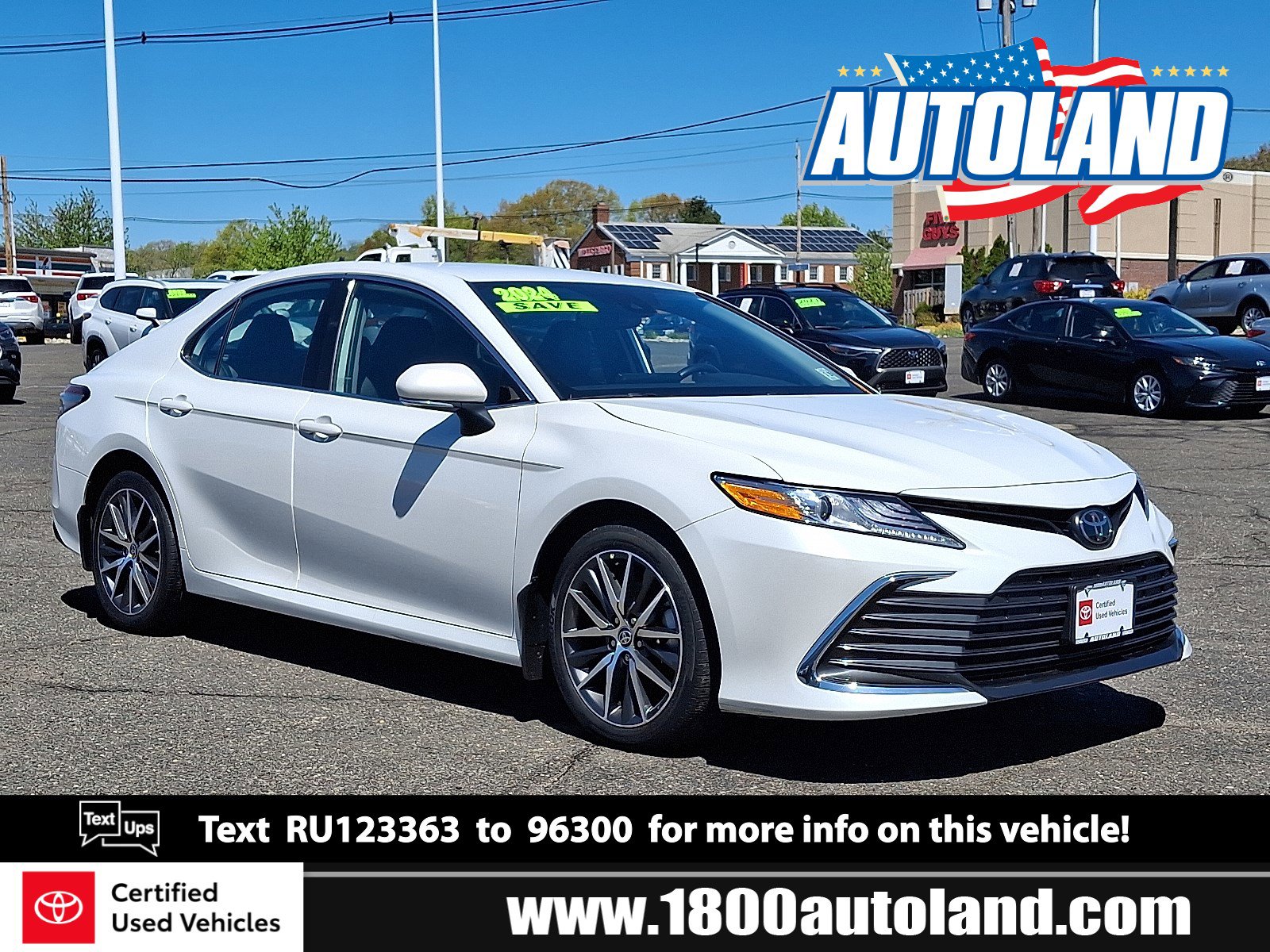 Used 2024 Toyota Camry XLE w/ Cold Weather Package