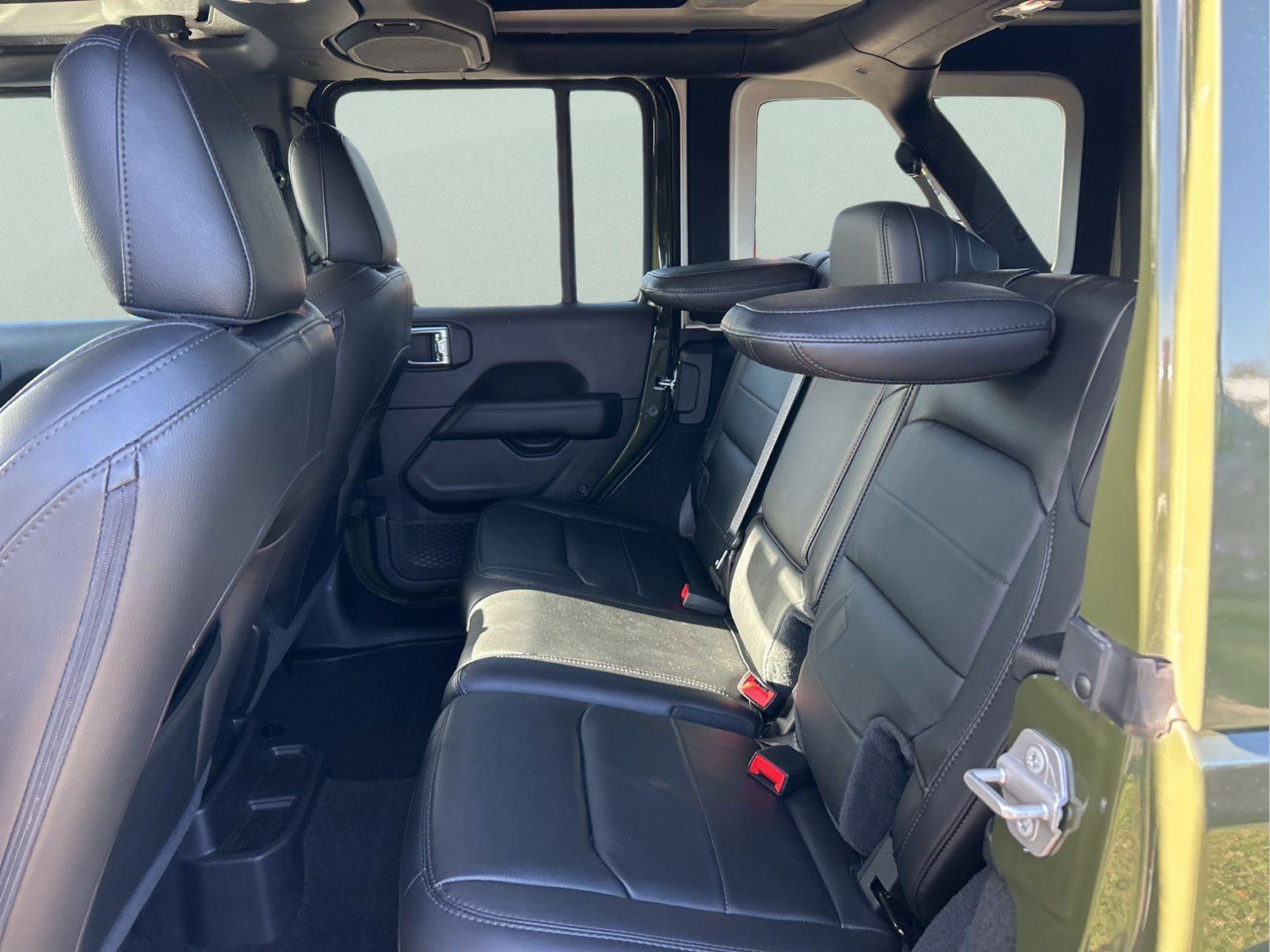 Certified 2021 Jeep Wrangler Unlimited Sahara AWD/4WD image 10